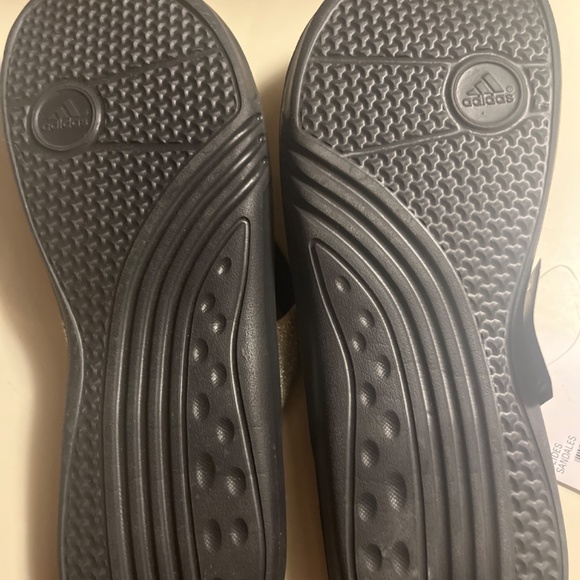 Adidas flip flops - Picture 3 of 5